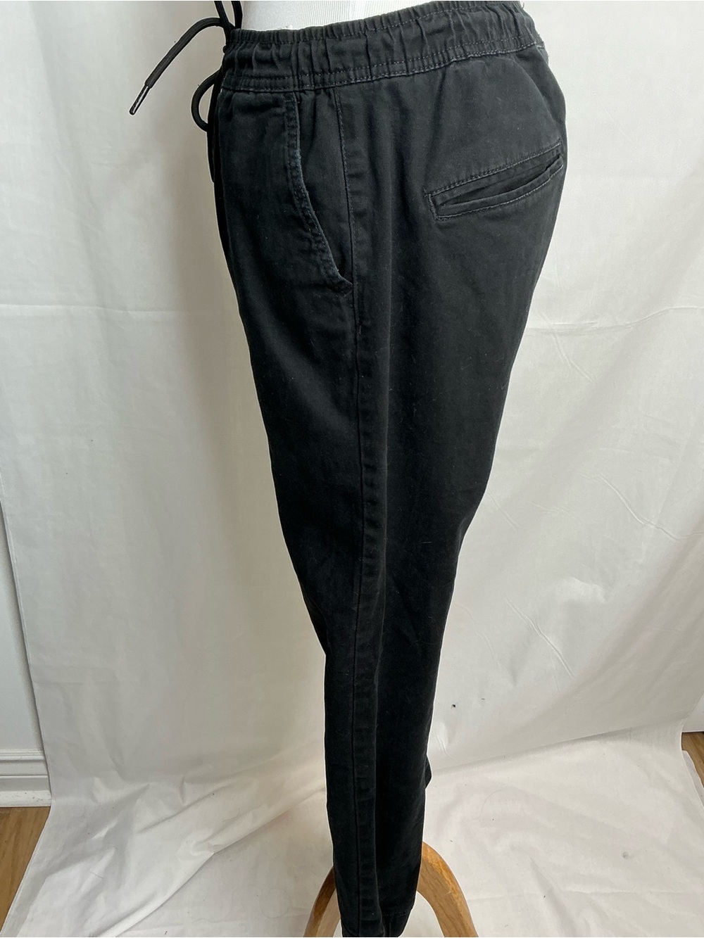 2224 - Bluenotes Black Men's Drawstring Jogger Pants - Picture 5 of 8